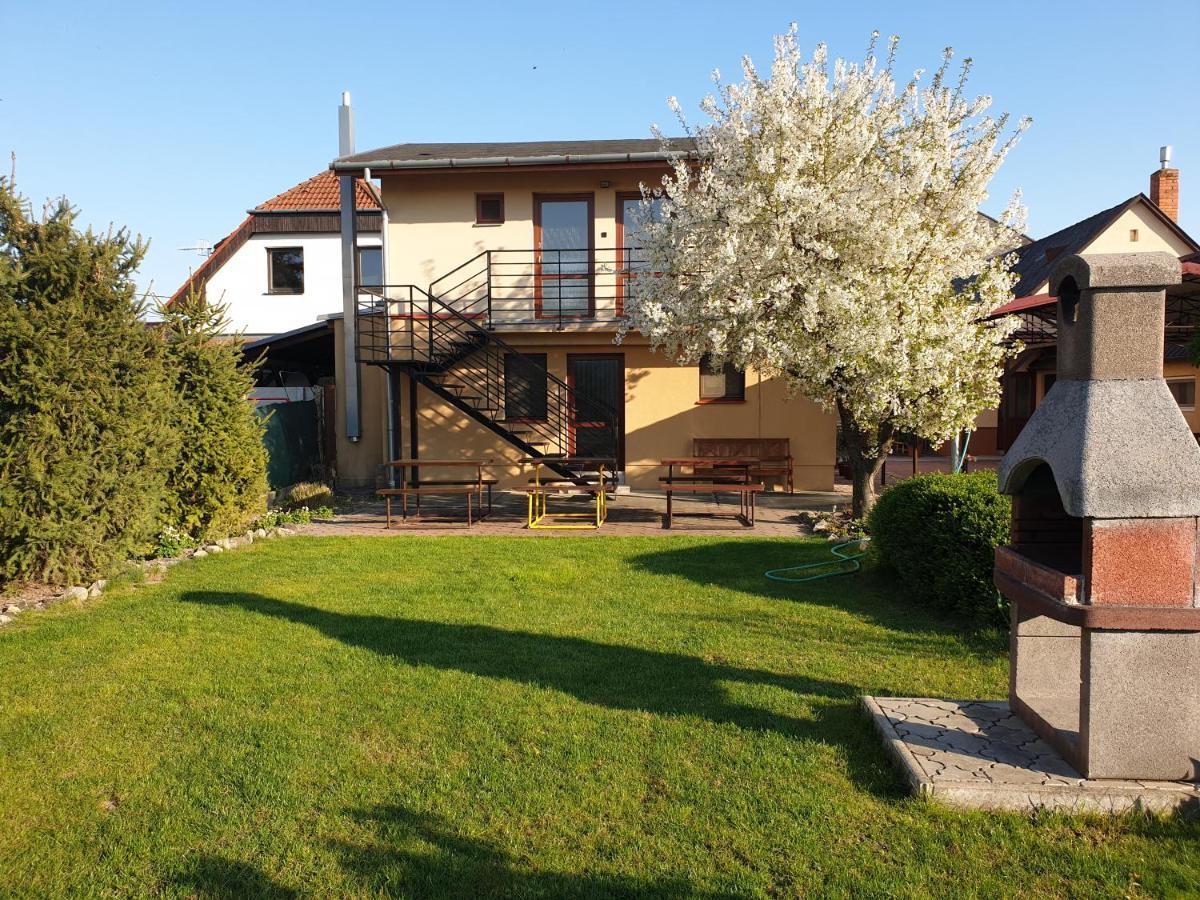 Apartmany Forro Rybarska Veľký Meder Buitenkant foto